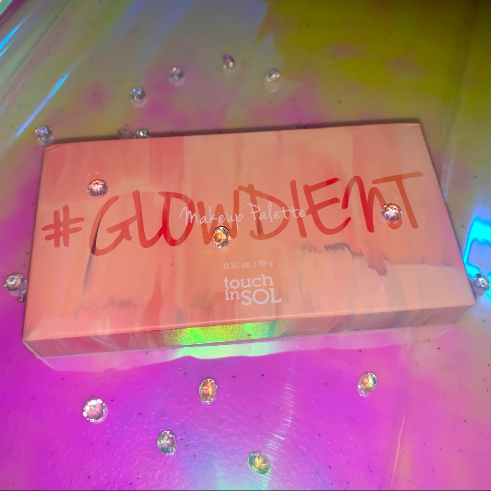 Touch in Sol Highlighter Palette